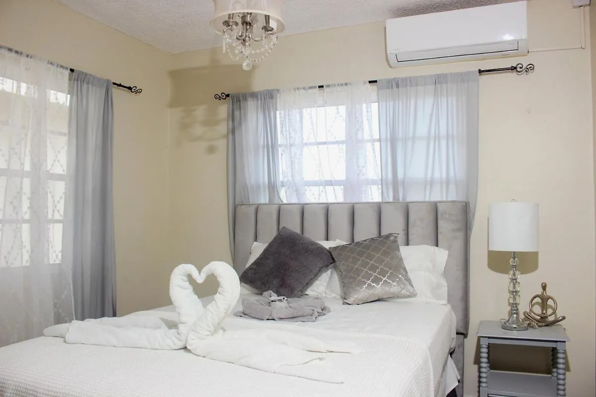 Daire Steph'S Cozy Place Kingston Jamaika